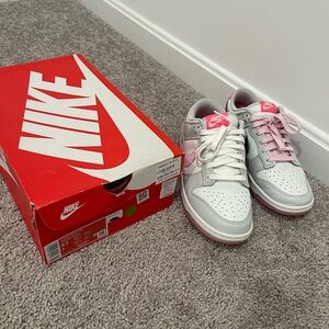 Nike Women’s Dunk Low ‘520 Pack-Pink Foam’